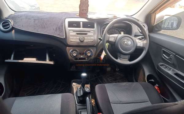 DAIHATSU AYLA 1.0 X