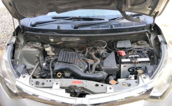 DAIHATSU SIGRA 1.2 R DLX