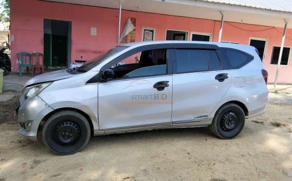 DAIHATSU SIGRA 1.2 R DLX