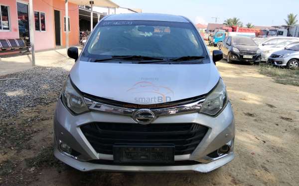 DAIHATSU SIGRA 1.2 R DLX