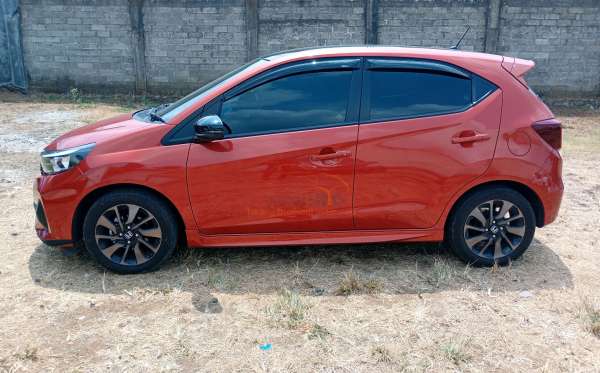 HONDA BRIO 1.2 RS CVT CKD