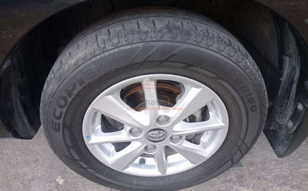 TOYOTA  AVANZA  1.3 G