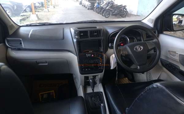 TOYOTA  AVANZA  1.3 G