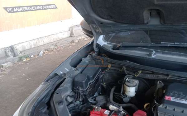 TOYOTA  AVANZA  1.3 G