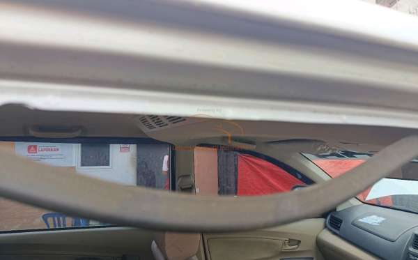 TOYOTA AVANZA