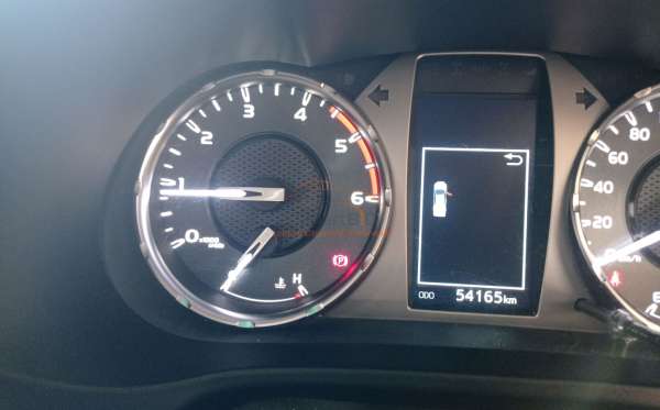 TOYOTA HILUX 2.4G DC 4X4
