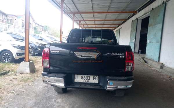 TOYOTA HILUX 2.4G DC 4X4