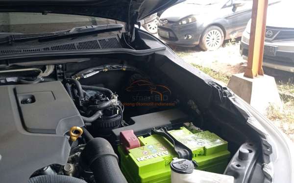 TOYOTA HILUX 2.4G DC 4X4