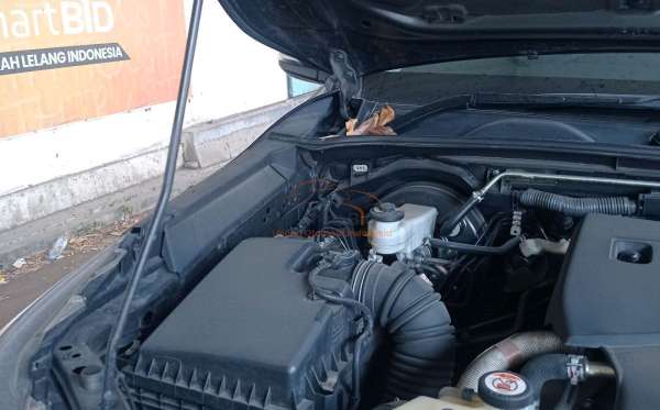 TOYOTA HILUX 2.4G DC 4X4