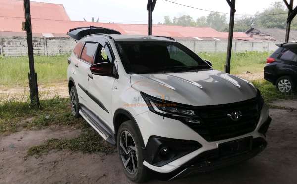 TOYOTA RUSH