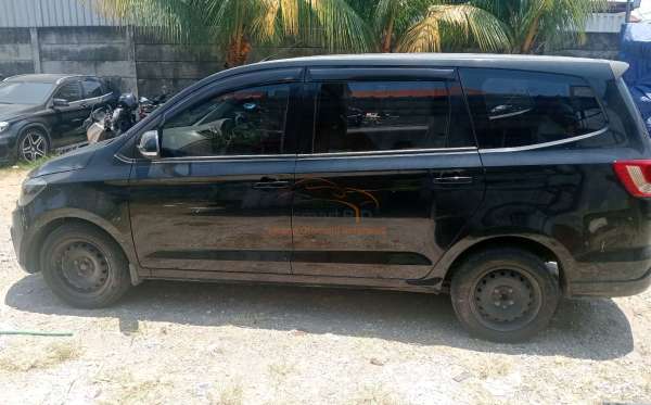 WULING CONFERO 1.5 DB MY (4X2)