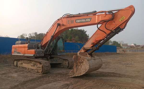 DEVELON EXCAVATOR DX360LC-7B
