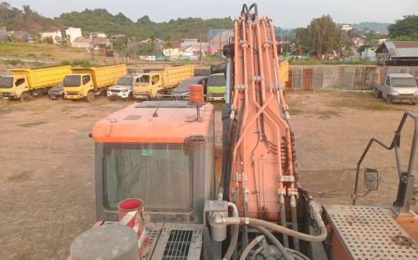 DEVELON EXCAVATOR DX360LC-7B