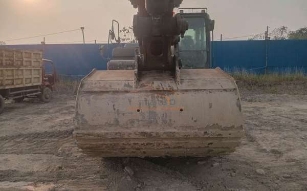 DEVELON EXCAVATOR DX360LC-7B