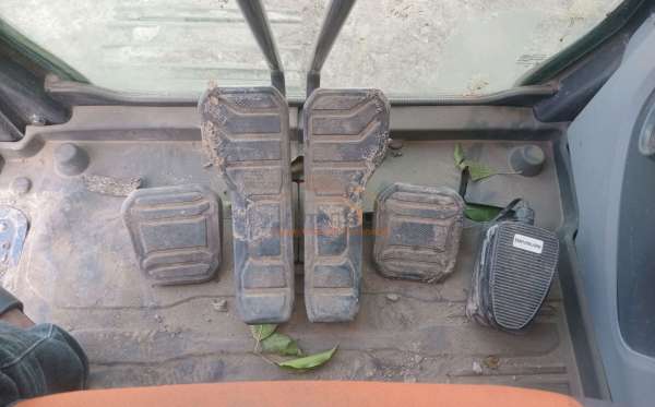 DEVELON EXCAVATOR DX360LC-7B