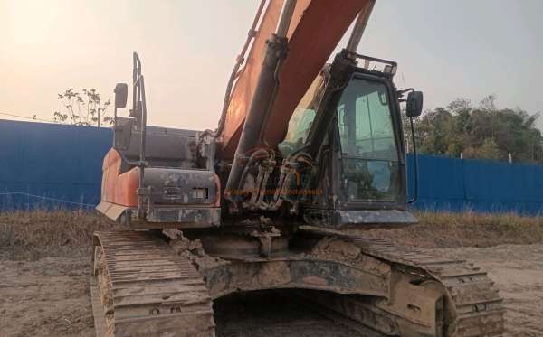 DEVELON EXCAVATOR DX360LC-7B