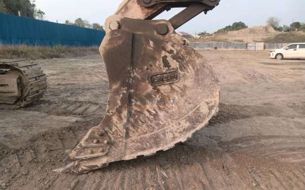 DEVELON EXCAVATOR DX360LC-7B