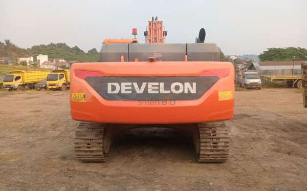 DEVELON EXCAVATOR DX360LC-7B