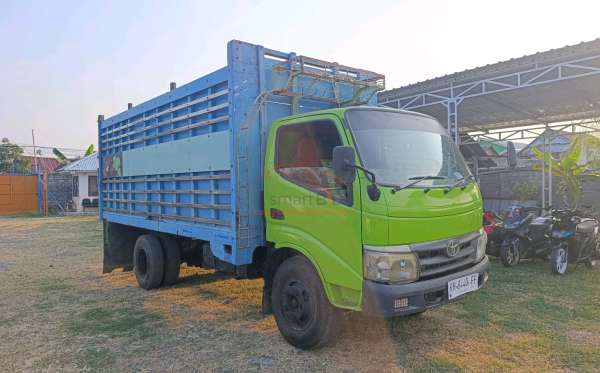 HINO 342R