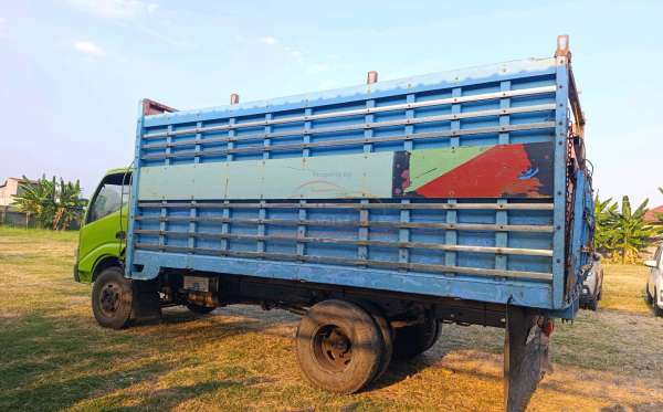 HINO 342R