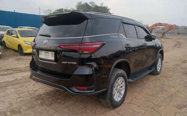 TOYOTA FORTUNER 2.8 VRZ