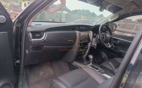 TOYOTA FORTUNER 2.8 VRZ