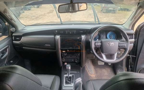 TOYOTA FORTUNER 2.8 VRZ
