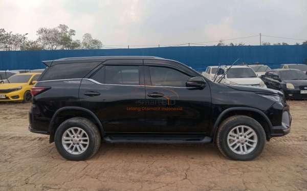 TOYOTA FORTUNER 2.8 VRZ