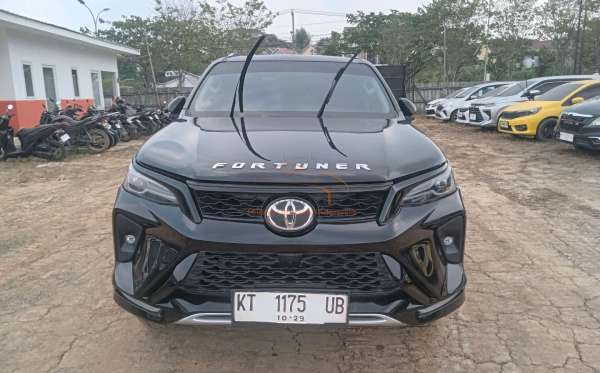 TOYOTA FORTUNER 2.8 VRZ