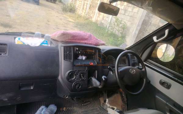 DAIHATSU GRAN MAX PU AC PS 1.5