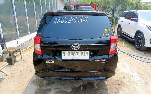 DAIHATSU SIGRA D