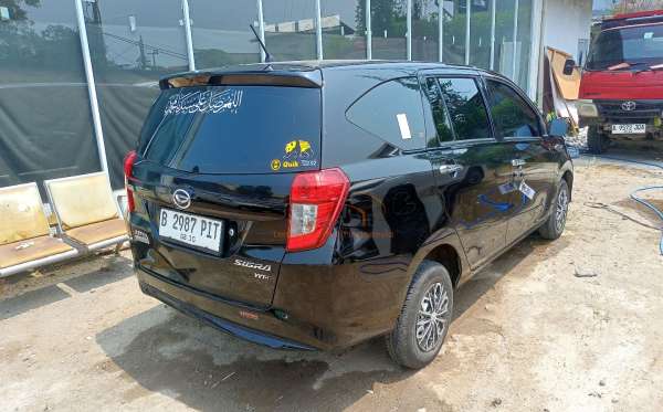 DAIHATSU SIGRA D