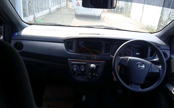 DAIHATSU SIGRA D