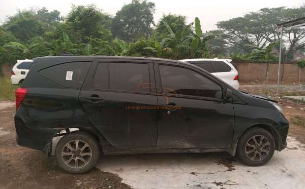 DAIHATSU SIGRA M