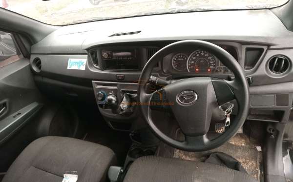 DAIHATSU SIGRA M