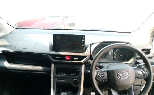 DAIHATSU XENIA R