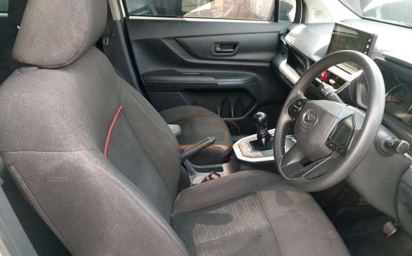 DAIHATSU XENIA R