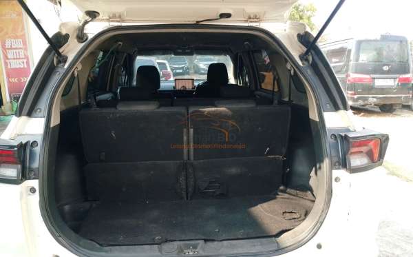 DAIHATSU XENIA R