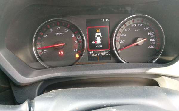 DAIHATSU XENIA R