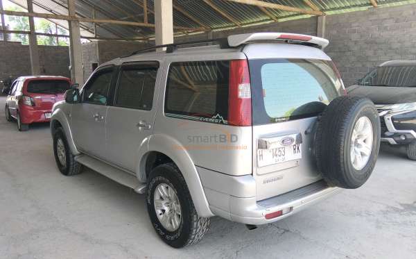 FORD EVEREST