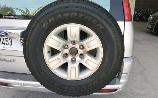 FORD EVEREST