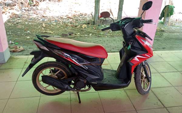HONDA  BEAT