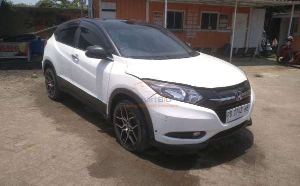 HONDA HRV RU1 1.5 E CVT