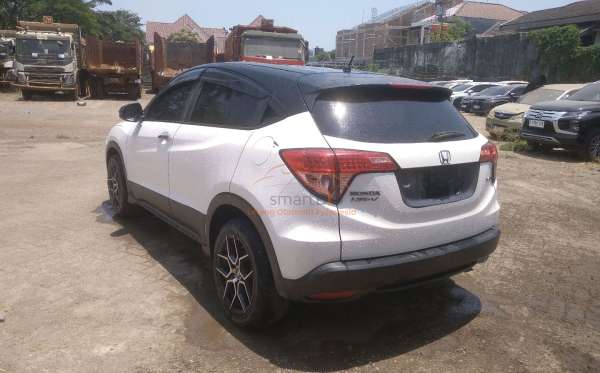 HONDA HRV RU1 1.5 E CVT