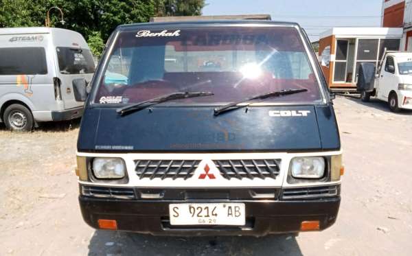 MITSUBISHI L 300