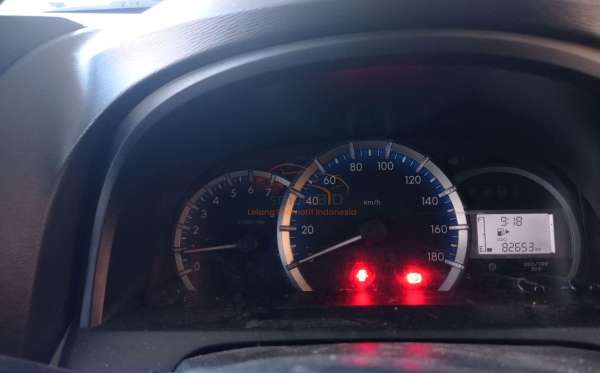 TOYOTA AVANZA