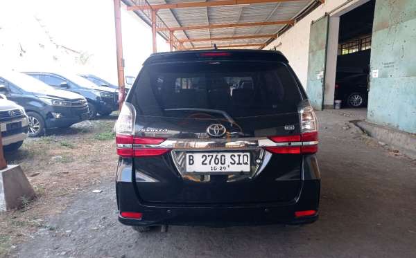 TOYOTA AVANZA