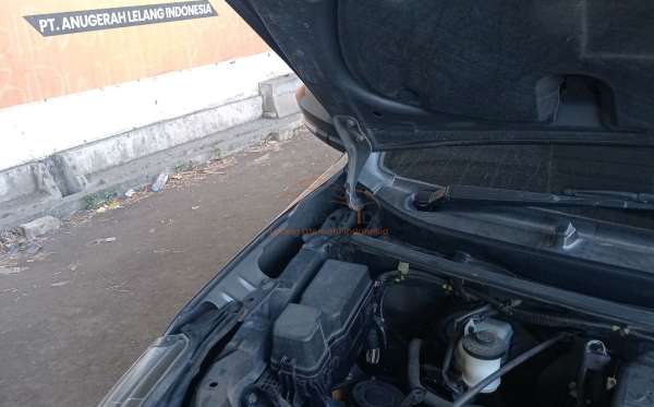 TOYOTA AVANZA
