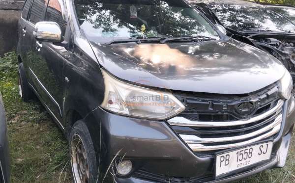 TOYOTA AVANZA