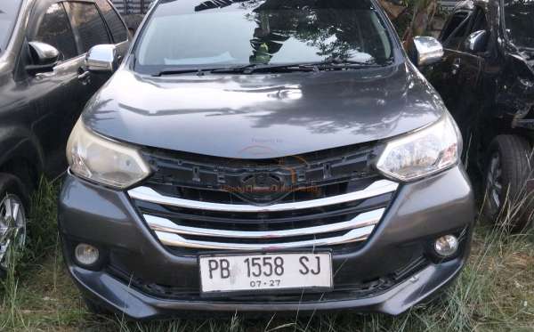 TOYOTA AVANZA